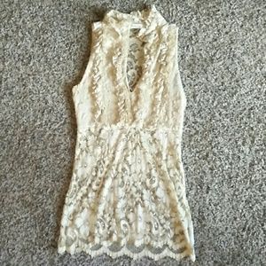 Arden B. | Champagne Lace Sleeveless Top